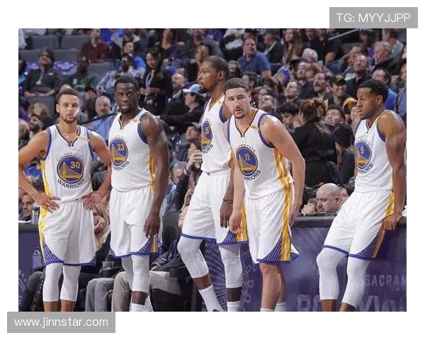 重庆篮球队配合风格深度解析与对比分析