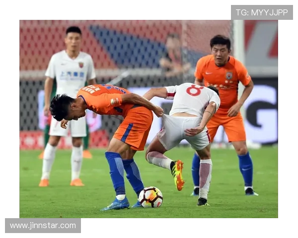 上港后备队与鲁能后备队激战正酣谁能在青训对决中脱颖而出 上港后备队与鲁能后备队激战正酣谁能在青训对决中脱颖而出